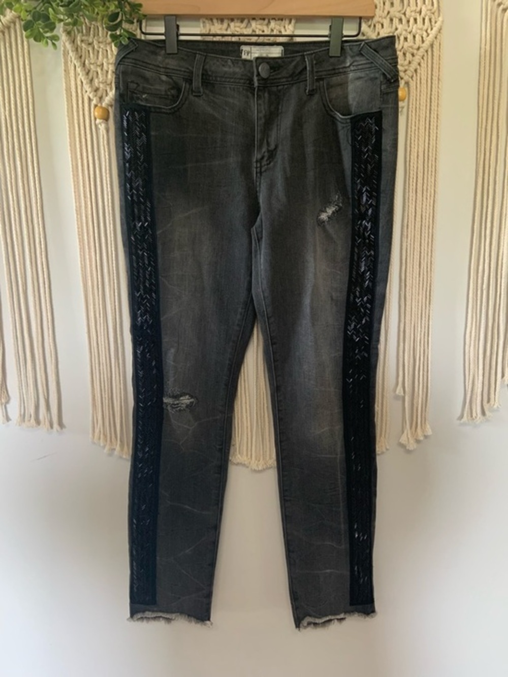 FREE PEOPLE Summer Solstice Tuxedo Distressed Washed Black Beaded Jeans 29 - Picture 2 of 15
